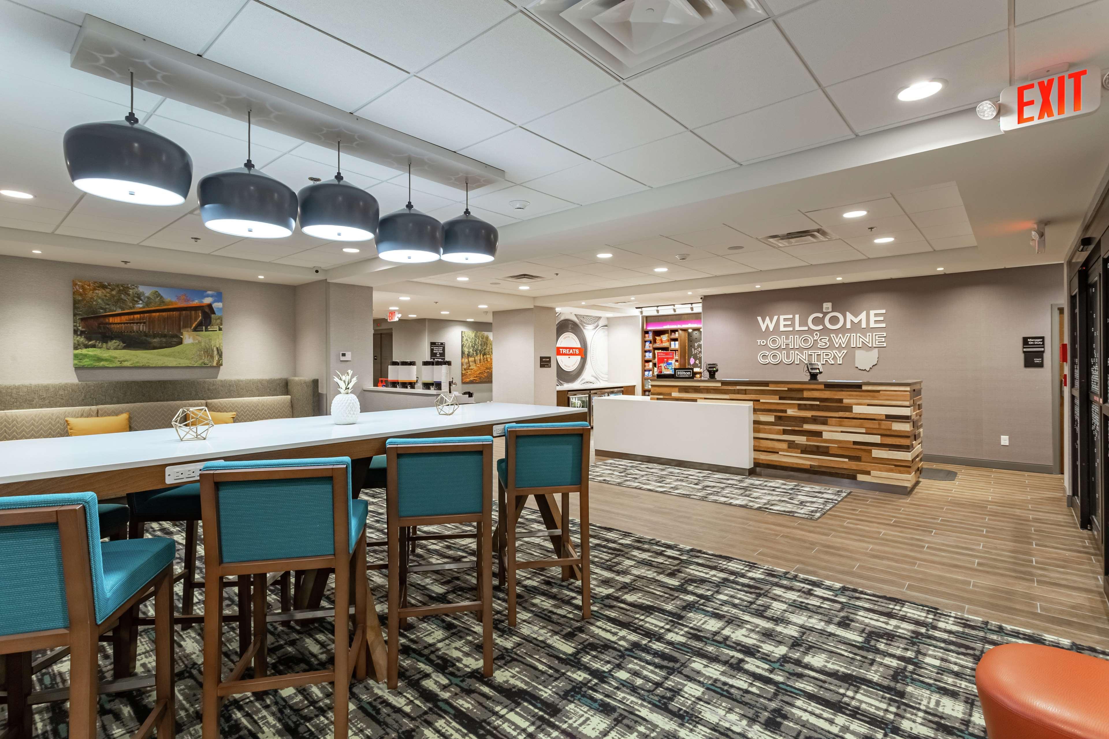 Hampton Inn Madison, OH Exterior foto